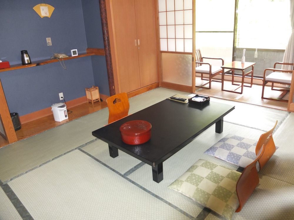 Nikko Green Hotel Natsukashiya Fuwari Екстер'єр фото