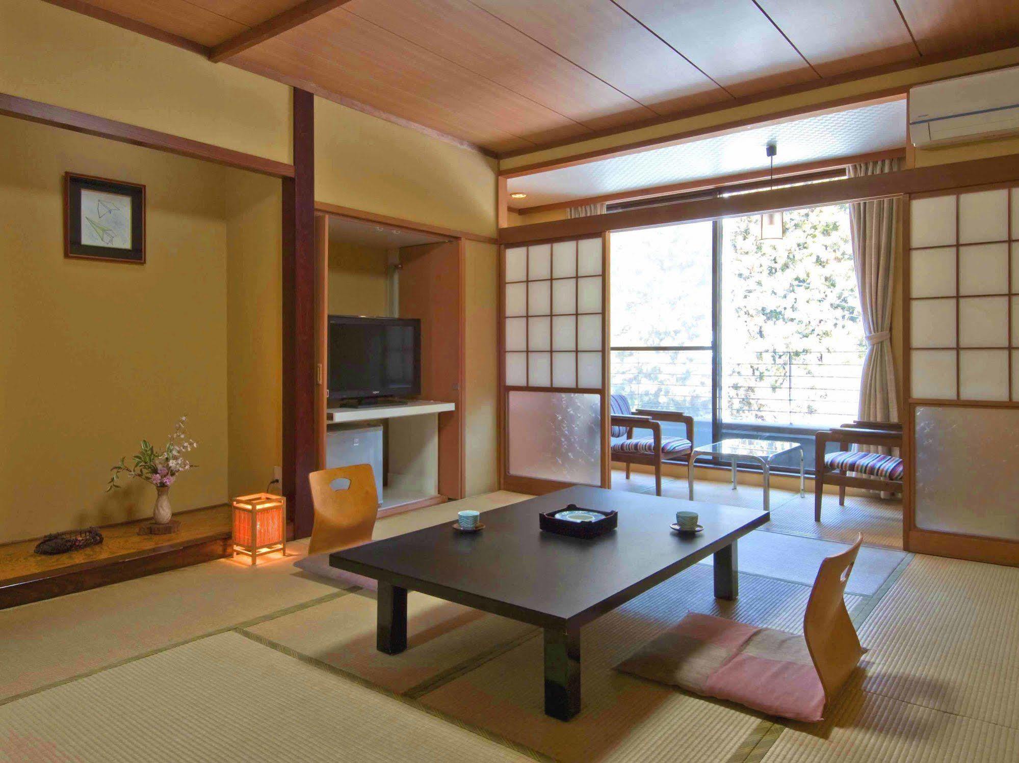 Nikko Green Hotel Natsukashiya Fuwari Екстер'єр фото